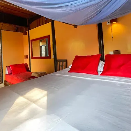Villa Louise Hue Beach Boutique Hotel Room photo